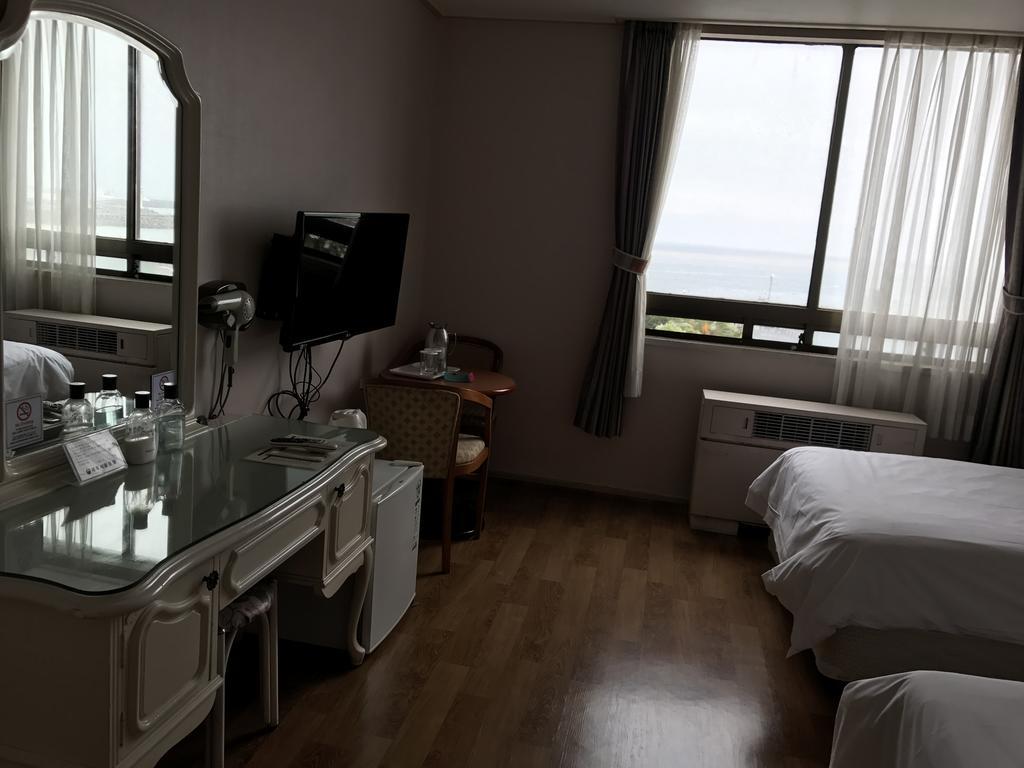 Jeju Seoul Tourist Hotel Екстер'єр фото